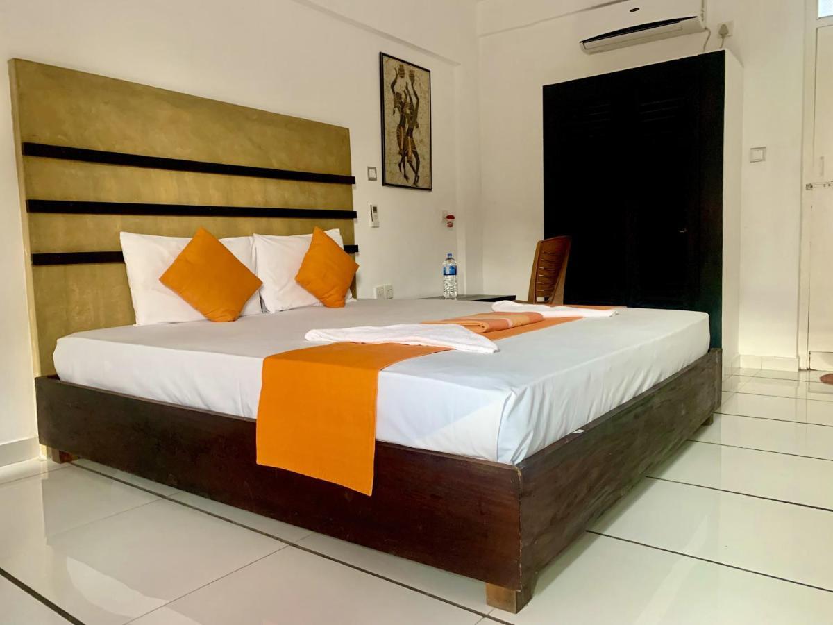 360 Beach Residence نيجومبو المظهر الخارجي الصورة